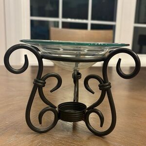 Elegant Black Iron Candle Holder with Glass Dish